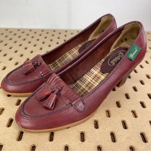 GH Bass Vintage Leather Women’s Casual Red Tassle 2 inch Low Heel Size 6